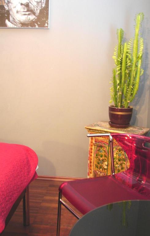 Chmielna Guest House Warsaw Room photo